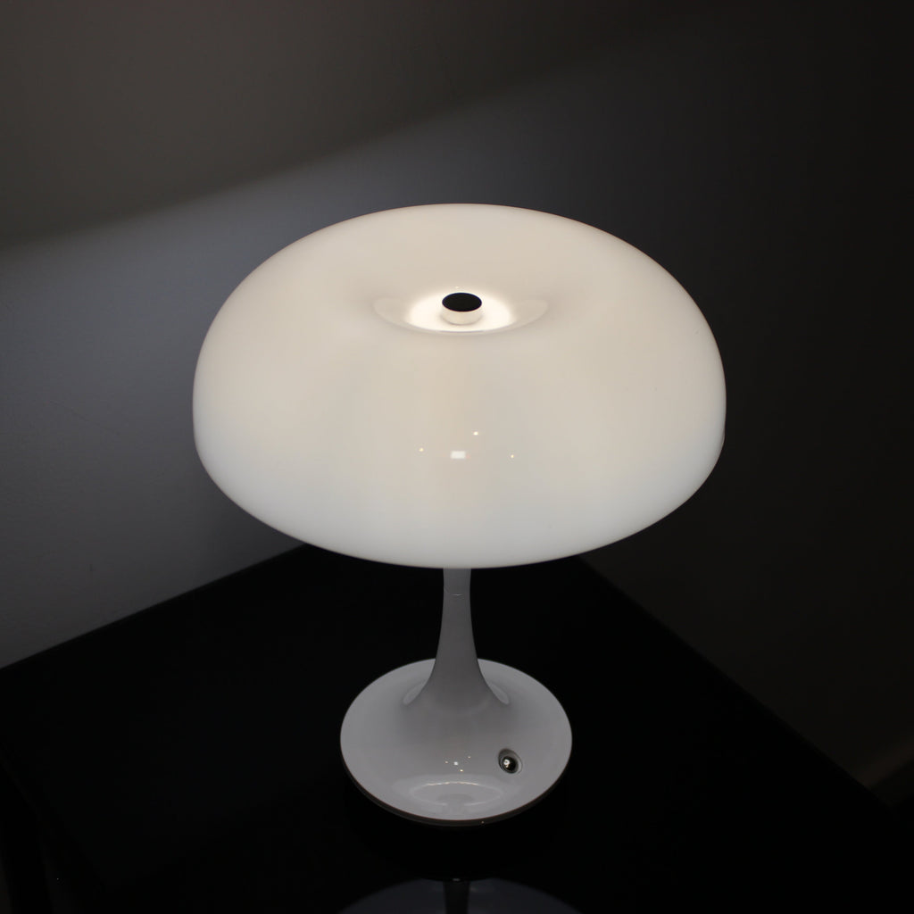 Retro Tischlampe "White"
