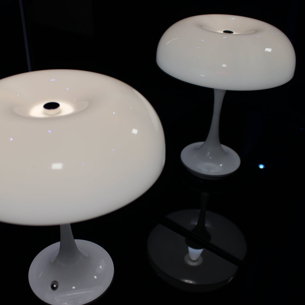 Retro Tischlampe "White"