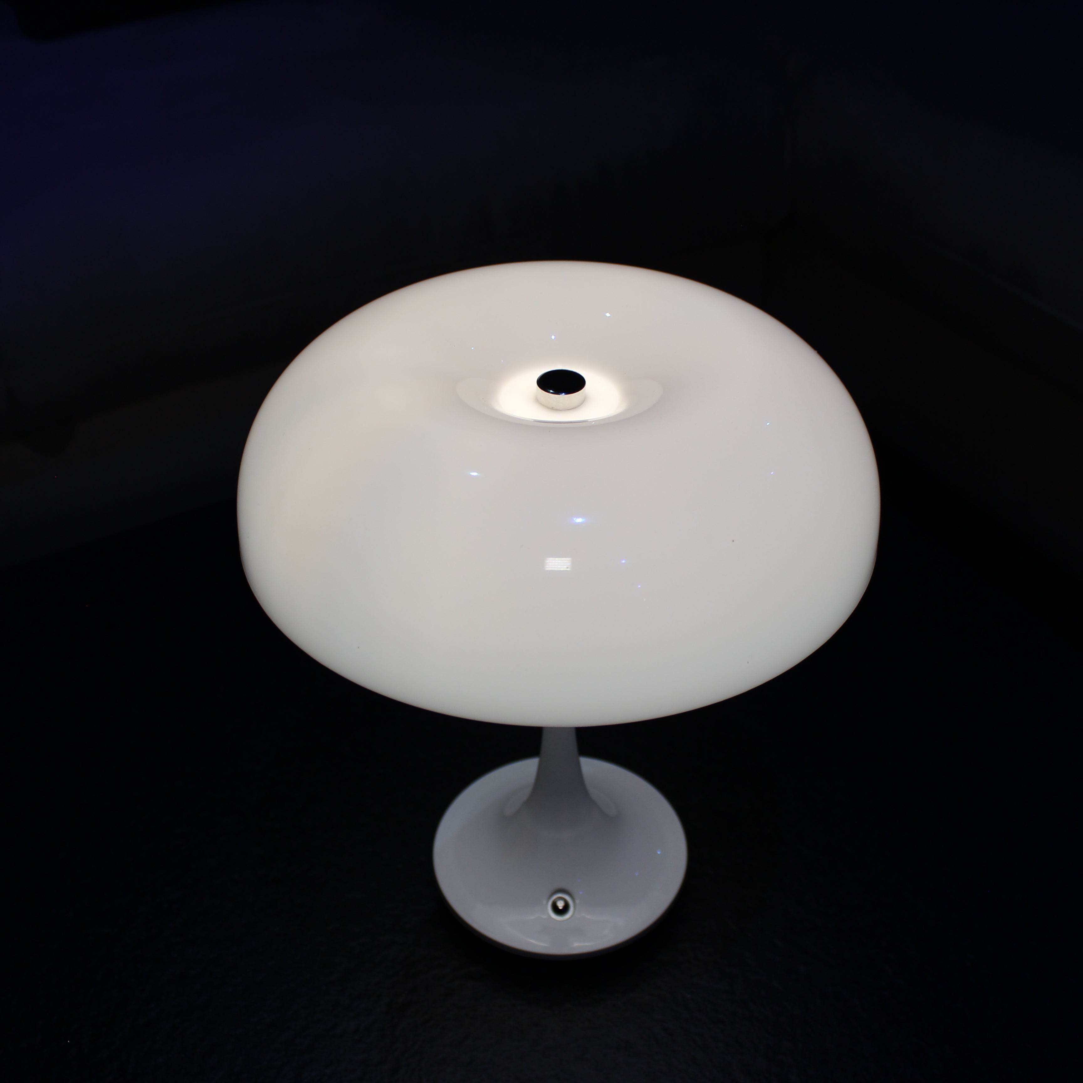 Retro Tischlampe "White"